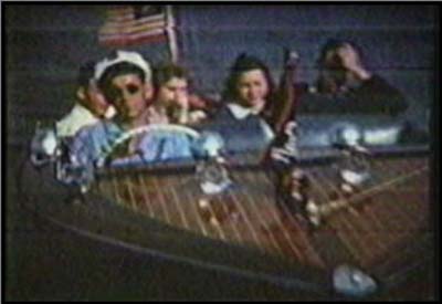 Lake Lansing Amusement Park - Boat Ride